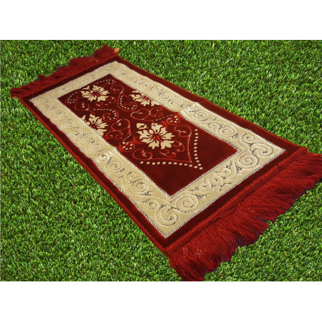 Children's Prayer Rug - RED COLOR - silver filament inlay - size 75X35 cm