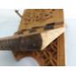 مكتب خشبي: حامل كتب قابل للطي ، منبر قراءة خشبي مصنوع يدويًا مع رفرف لتثبيت الكتب (52 × 30 سم) - REF-TS-020