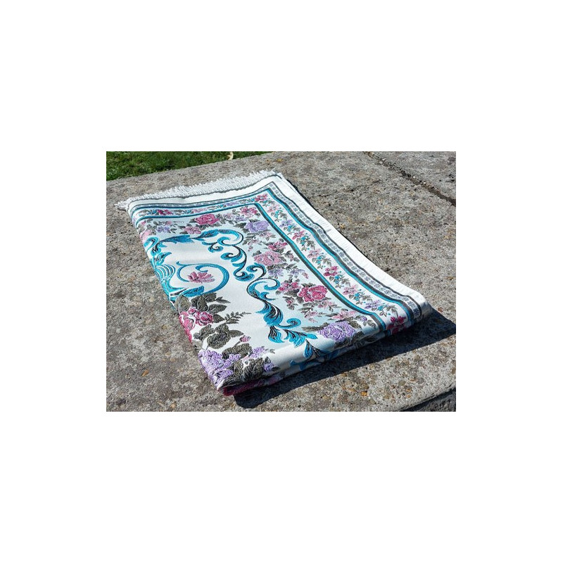 Prayer rug in polyester - Embroidered floral arabesque patterns - dominant color SAND