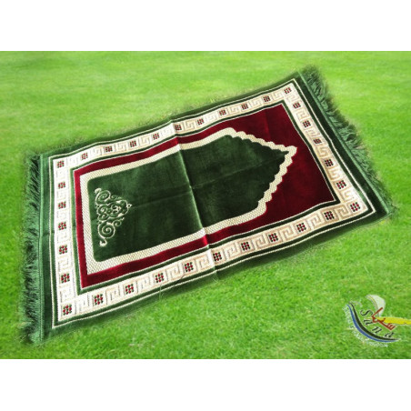 Luxury velvet prayer rug - emerald green color
