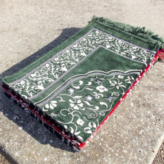 Velvet Prayer Rug - Garden Pattern - Fir Green Background