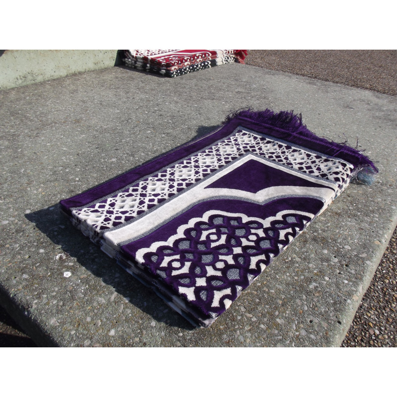 Tapis de Prière en Velours - Contour géométrique - Couleur Fond Violet foncé