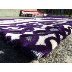 Velvet Prayer Rug - Geometric Pattern - Dark Purple Background